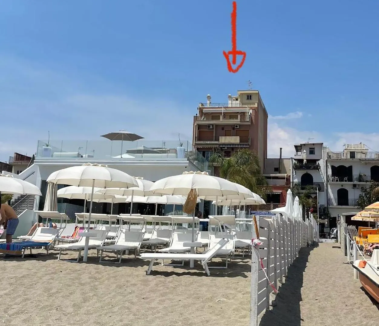 La Finestra Sul Mare Modern Apartment 지아르디니낙소스