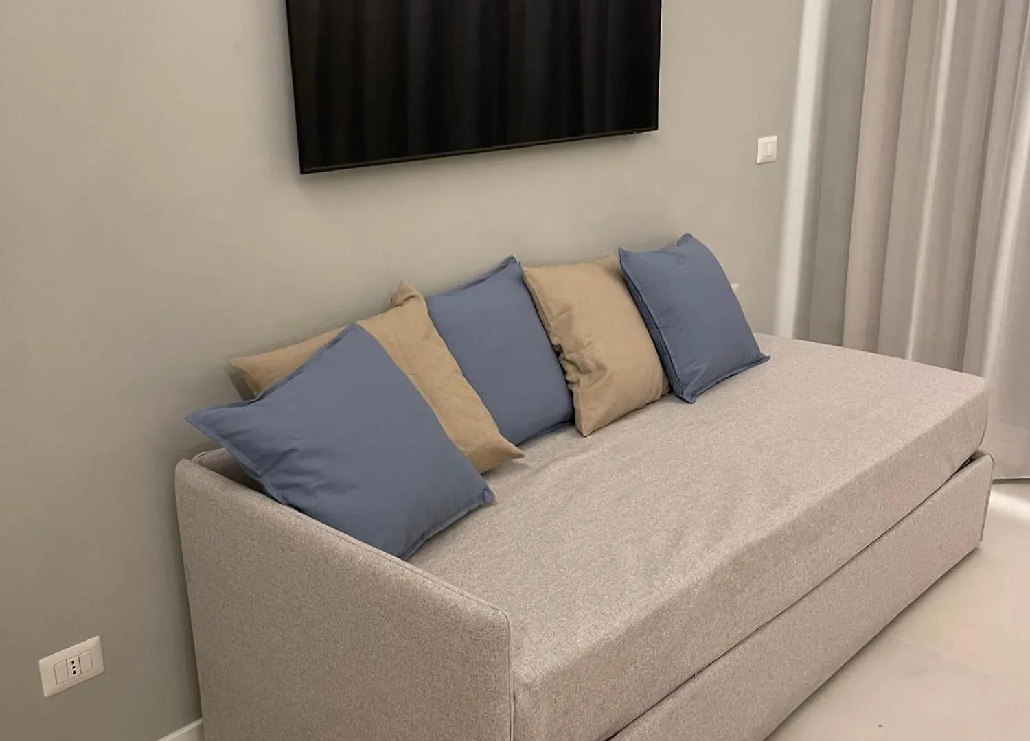 La Finestra Sul Mare Modern Apartment 지아르디니낙소스 이탈리아